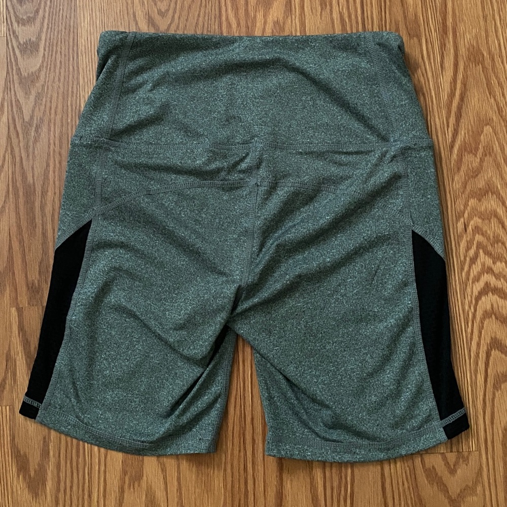 💖MEGA SALE💖Reebok Women’s Athletic Short Grey ALSU00566 - Picture 4 of 4